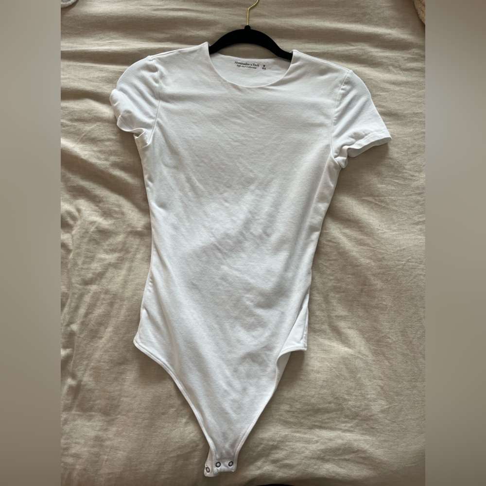 Abercrombie and Fitch t shirt bodysuit